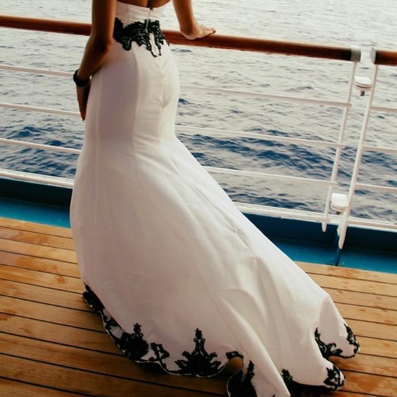 Rachel Allan Gown - Picture 7 of 7